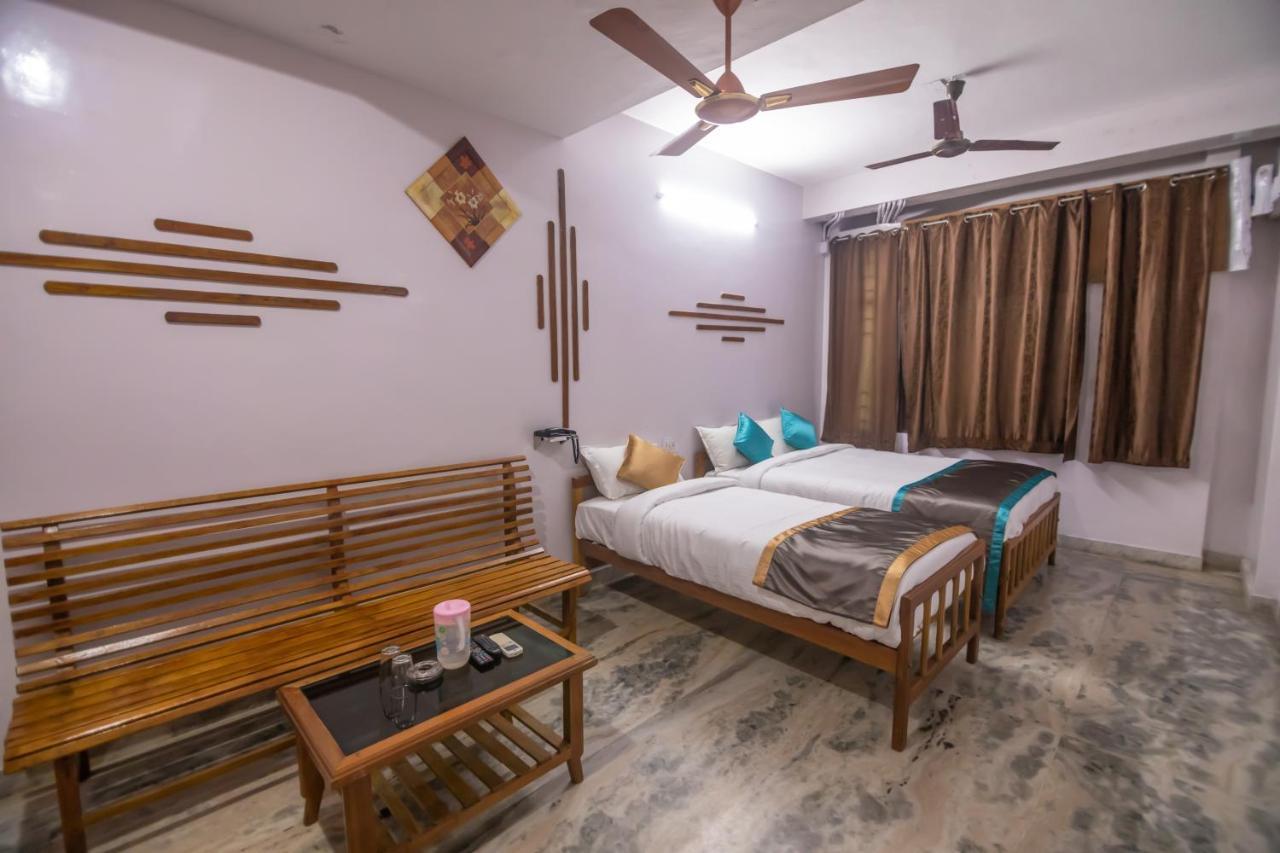 Hotel Sp Grand Karur  Ngoại thất bức ảnh